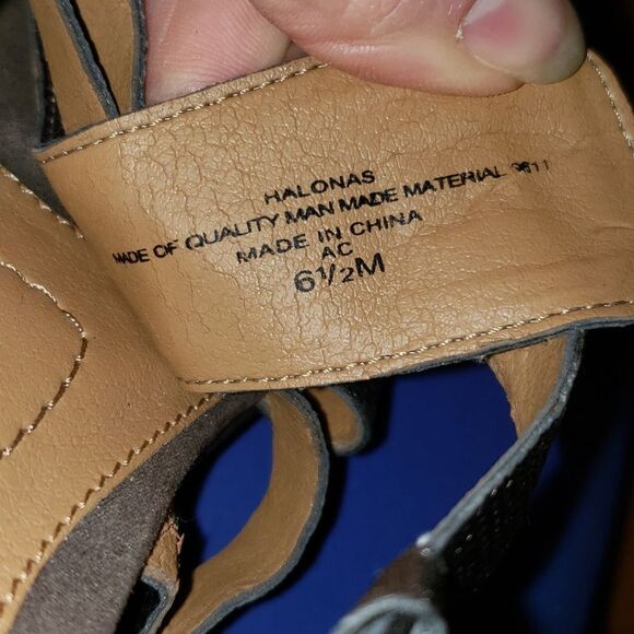 Easy Spirit Halonas Slingback Sandals - Picture 6 of 6